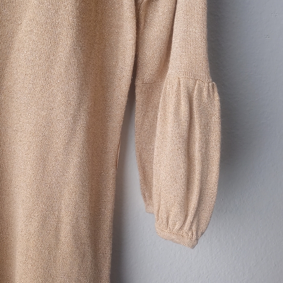 AGB Light-weight Turtleneck Sweater - Picture 8 of 11